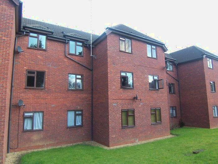 1 Bedroom Flat To Rent In Wood Street, Rugby, CV21
