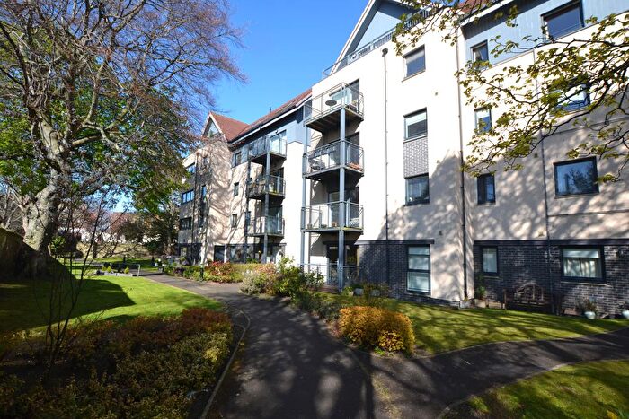 2 Bedroom Flat To Rent In Milton Road East, Joppa, Edinburgh, EH15