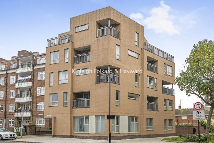1 Bedroom Flat To Rent In Westmoreland Road, Elephant Amp; Castle, London, SE17