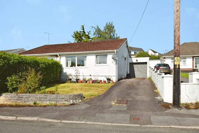 2 Bedroom Bungalow For Sale In Penygarn Road, Tycroes, Ammanford, Carmarthenshire, SA18