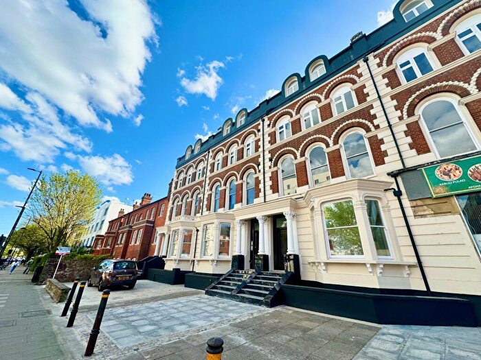 1 Bedroom Flat To Rent In Holloway Road, Holloway, N7