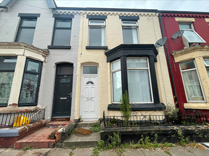 3 Bedroom House To Rent In Hannan Road, L6