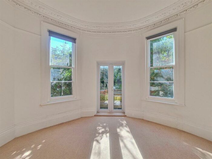 1 Bedroom Apartment To Rent In Elmgrove Road, Redland, BS6