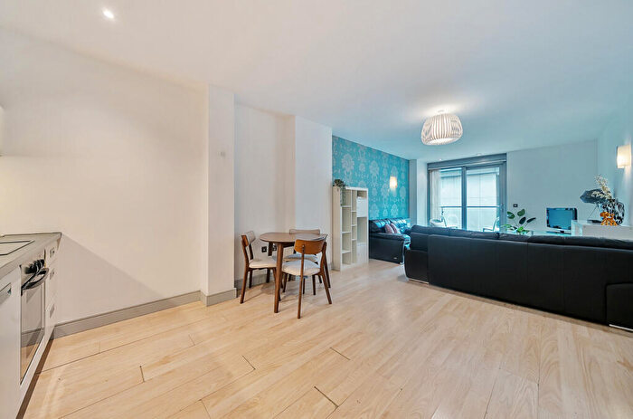2 Bedroom Apartment For Sale In Watson Street, Manchester, Greater Manchester, M3