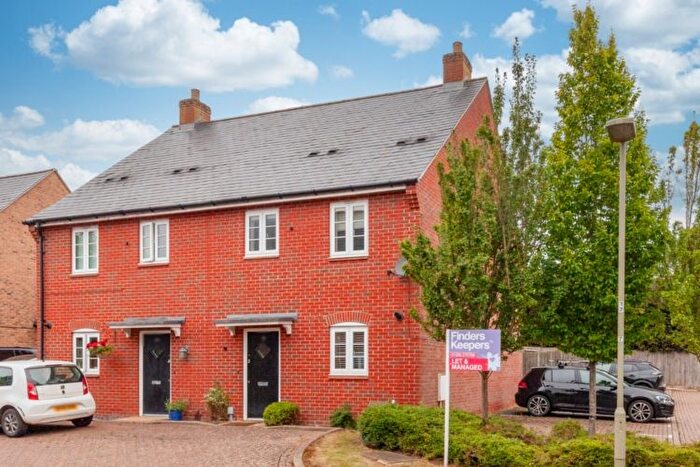 3 Bedroom Semi-Detached House To Rent In Aldous Drive, Bloxham, OX15