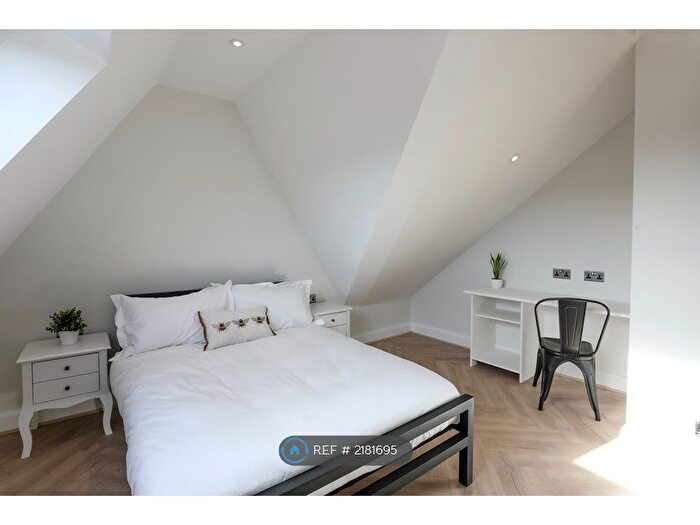 6 Bedroom Terraced House To Rent In Connaught Road, Liverpool, L7