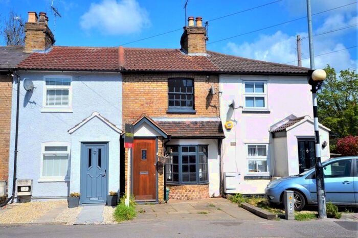 2 Bedroom Terraced House To Rent In Baddow Road, Chelmsford, CM2