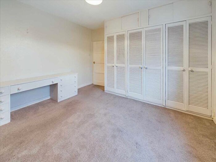 2 Bedroom Flat For Sale In Mill Road, Campbeltown, PA28