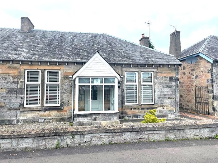 3 Bedroom Bungalow To Rent In Hill Place, Alloa, Clackmannanshire, FK10