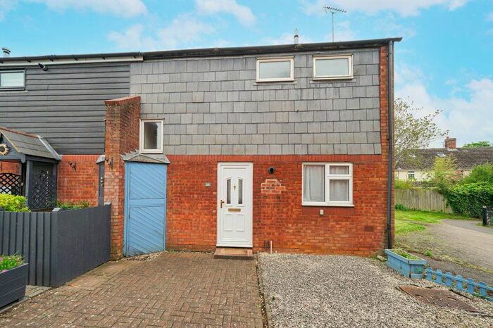 2 Bedroom Property To Rent In Wantage Close, Wing, Leighton Buzzard, LU7