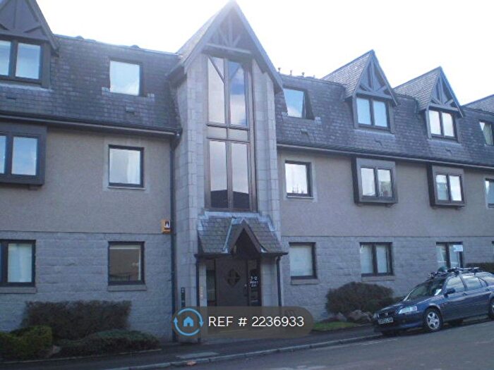 2 Bedroom Flat To Rent In Albert Den, Aberdeen, AB25