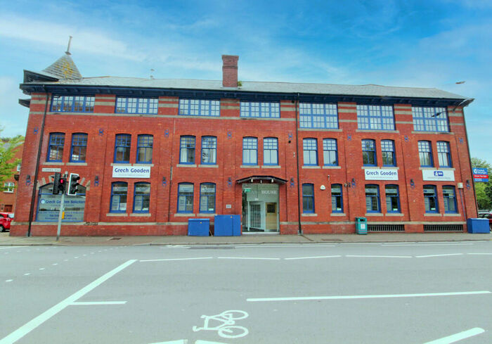 2 Bedroom Apartment To Rent In Ocean House, Clarence Road, Cardiff Bay, CF10