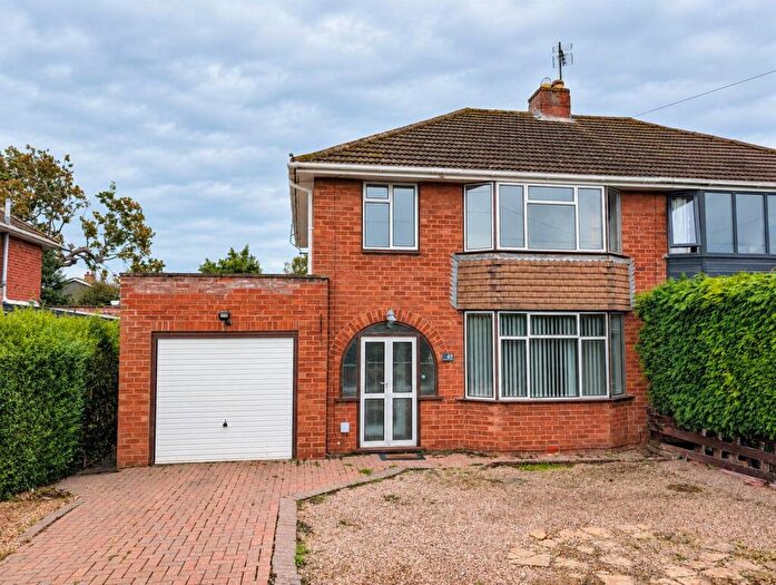 3 Bedroom Semi Detached House For Sale In Seaton Avenue, Hereford, HR1