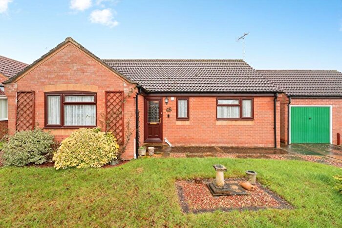 3 Bedroom Bungalow For Sale In Gwyn Crescent, Fakenham, Norfolk, NR21