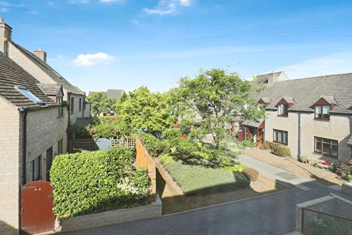2 Bedroom Terraced House For Sale In Kingsdale Court, Broadway, Worcestershire, WR12