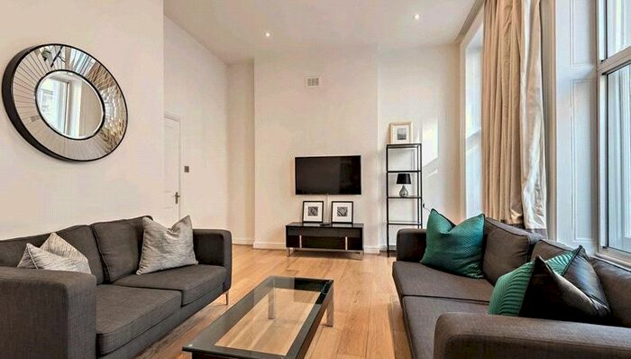 2 Bedroom Flat To Rent In Nottingham Place, London, W1U