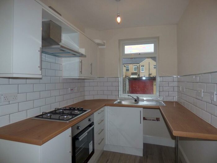 2 Bedroom Terraced House To Rent In Ellerker Ave, Hexthorpe, DN4