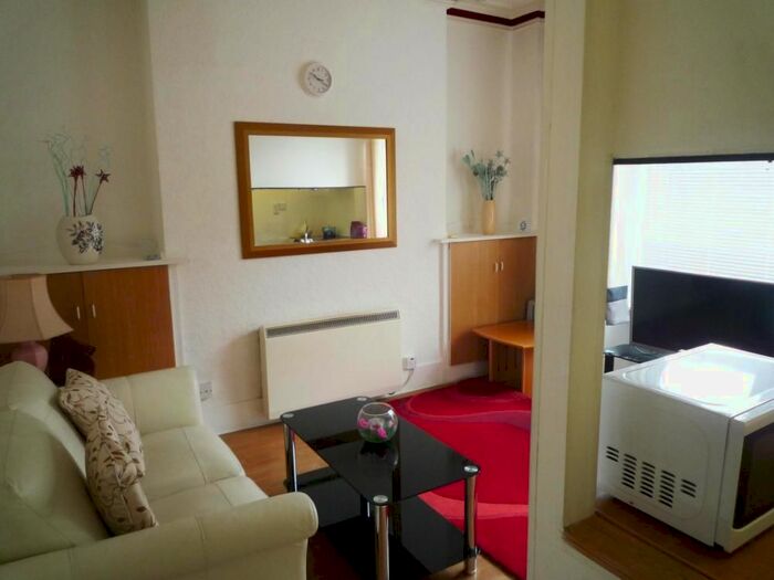 1 Bedroom Flat To Rent In Hutcheon Street, Aberdeen, AB25