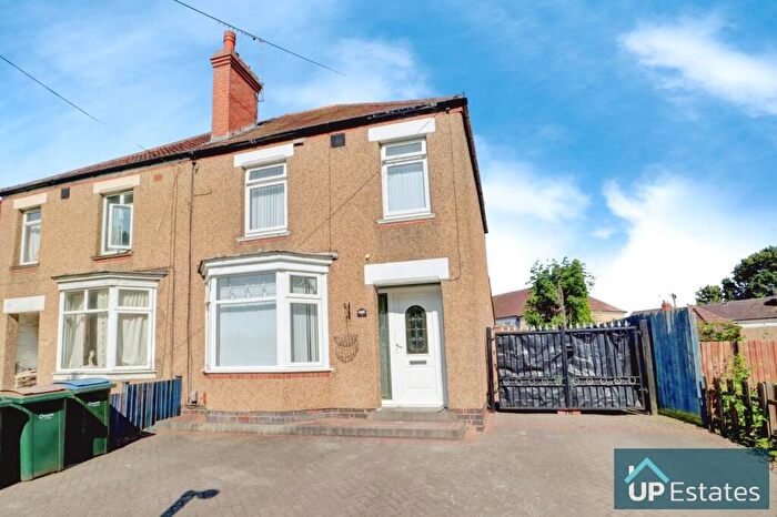 3 Bedroom Semi Detached House To Rent In Radford Road, Coventry, CV6