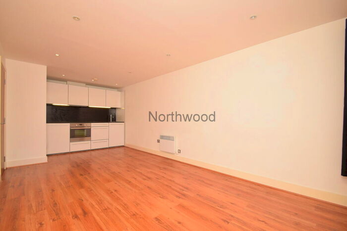 1 Bedroom Flat To Rent In College Street, Ipswich, IP4