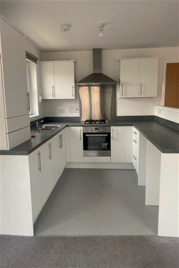 2 Bedroom Flat To Rent In Cocklerow Bank, EH22