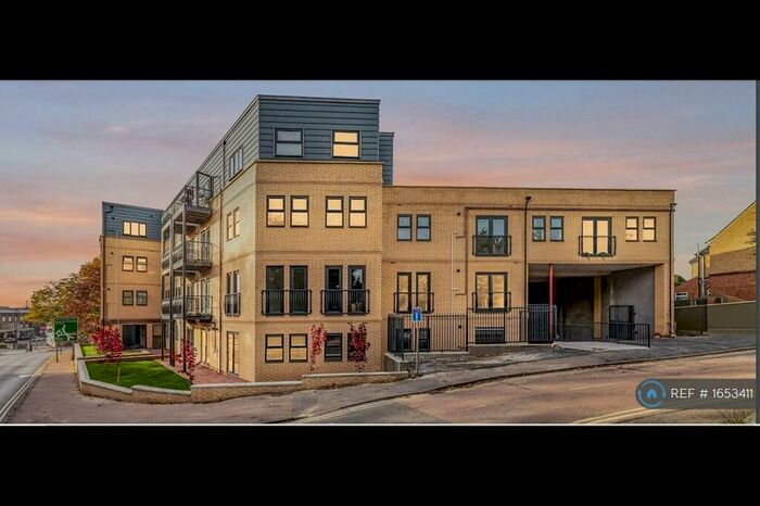 2 Bedroom Flat To Rent In Belle Vue Place, Sudbury, CO10