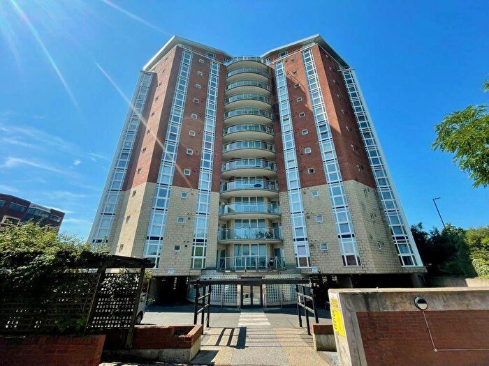 2 Bedroom Apartment To Rent In Richmond Gate, Richmond Hill, Bournemouth, BH2