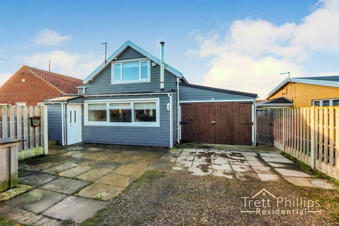 3 Bedroom Detached House For Sale In Crowden Road, Bush Estate, Eccles-On-Sea, Norwich, Norfolk, NR12