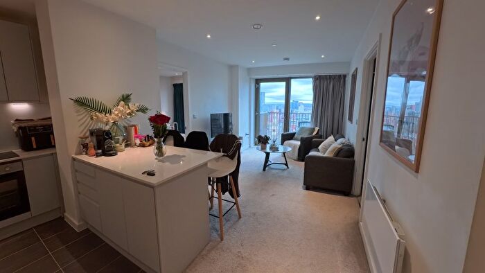 2 Bedroom Flat For Sale In Hulme Street, Salford, M5