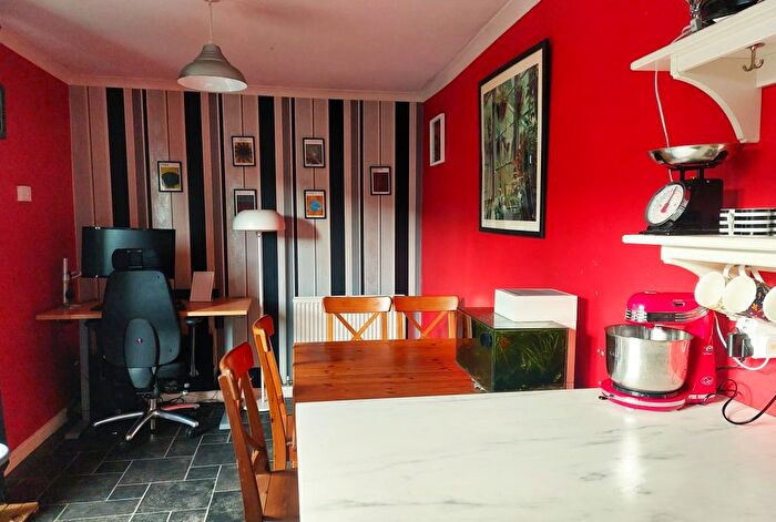 4 Bedroom Semi-detached House For Sale In Worcester Road, Bristol, BS15