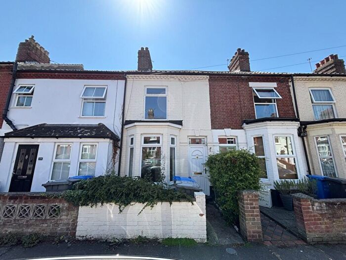 3 Bedroom Terraced House To Rent In Rosebery Road, Norwich, NR3