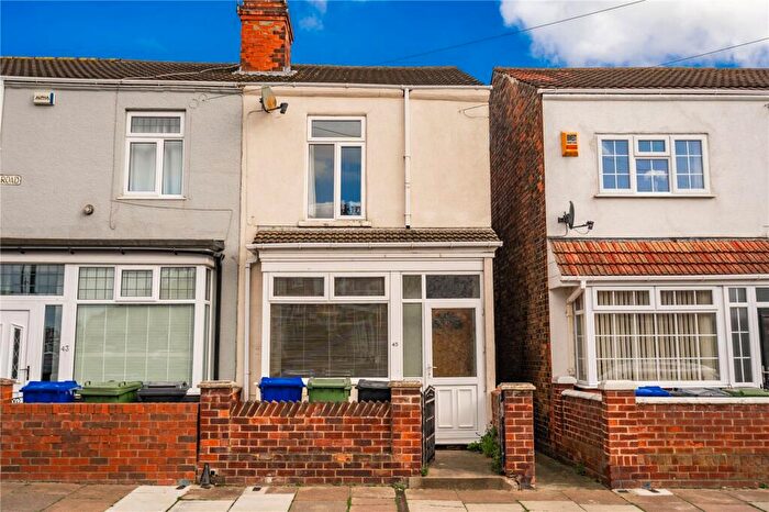 2 Bedroom Terraced House For Sale In Whites Road, Cleethorpes, Lincolnshire, DN35