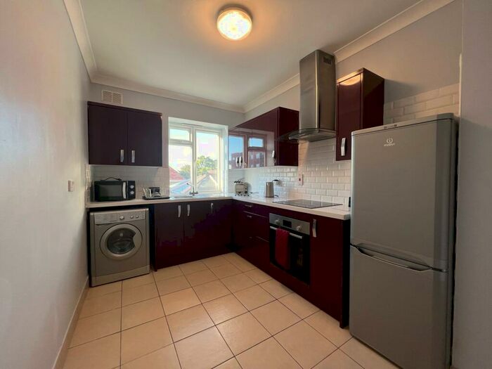 1 Bedroom Apartment To Rent In Lynchford Road, Farnborough, GU14