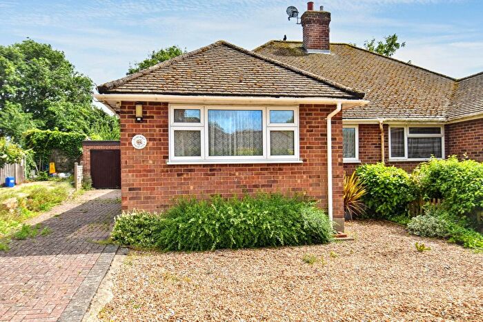 3 Bedroom Semi-Detached Bungalow For Sale In Wulfred Way, Kemsing, Sevenoaks, TN15