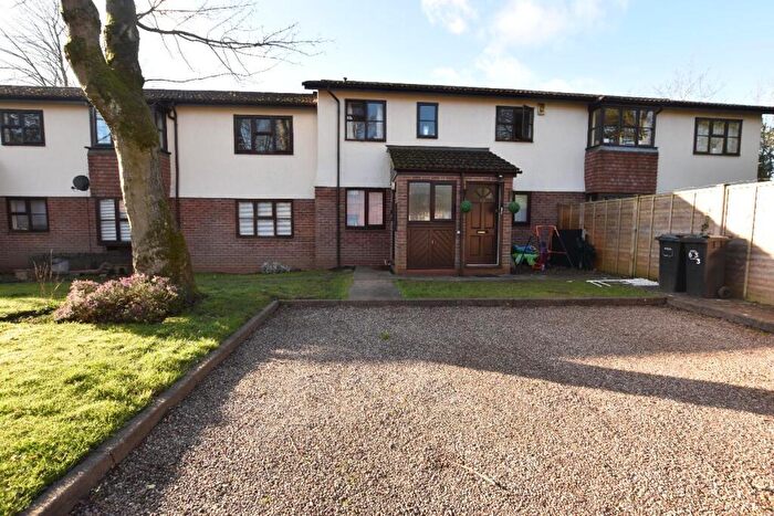 2 Bedroom Apartment To Rent In Stratford Road, Shirley, Solihull, B90