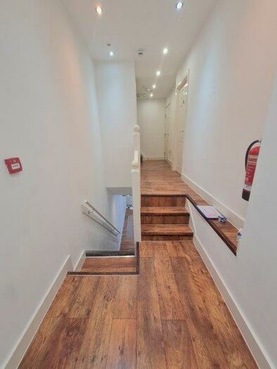 4 Bedroom Flat To Rent In Mauldeth Road, Manchester, Greater Manchester, M14