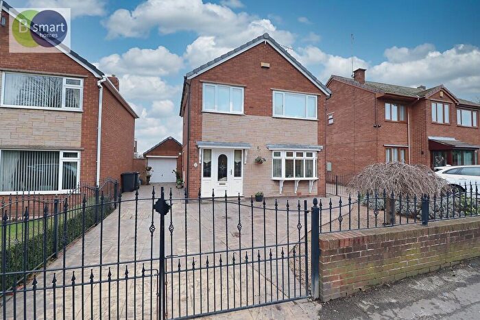 3 Bedroom Detached House For Sale In Fitzwilliam Street, Swinton, S64