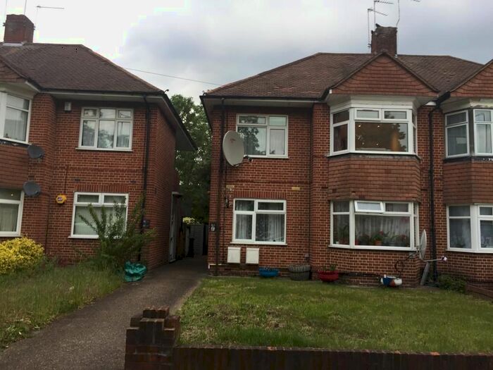 2 Bedroom Maisonette To Rent In Uxbridge Road, Feltham, TW13