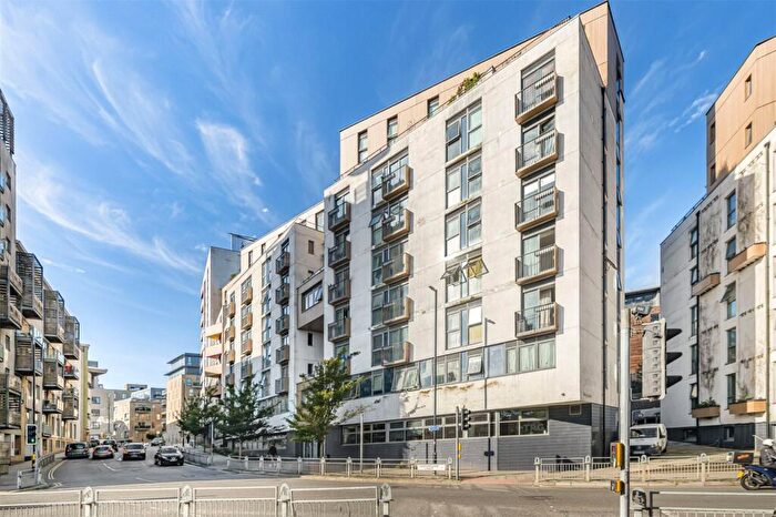 2 Bedroom Apartment To Rent In Stroudley Road, Brighton, East Sussex, BN1