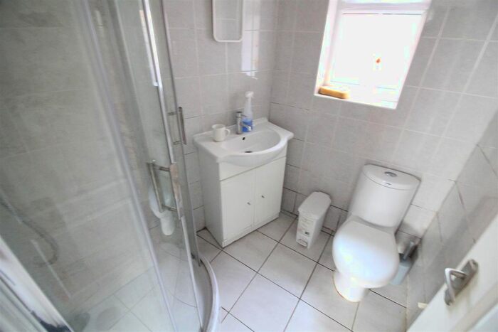 Studio To Rent In Collingwood Road, Hillingdon, Uxbridge, UB8