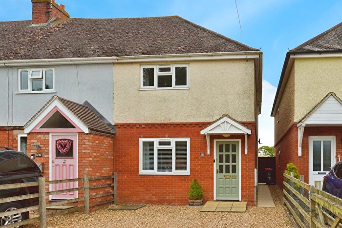 3 Bedroom Terraced House To Rent In Long Street Road, Hanslope, Milton Keynes, MK19