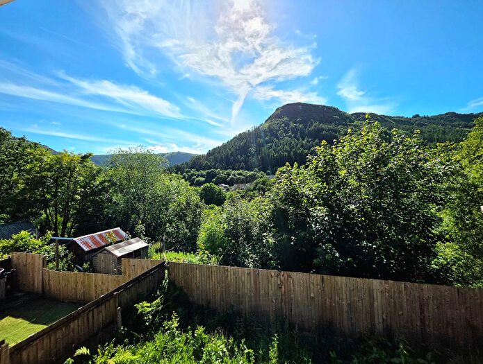 3 Bedroom Terraced House To Rent In Treherbert, Treorchy, CF42