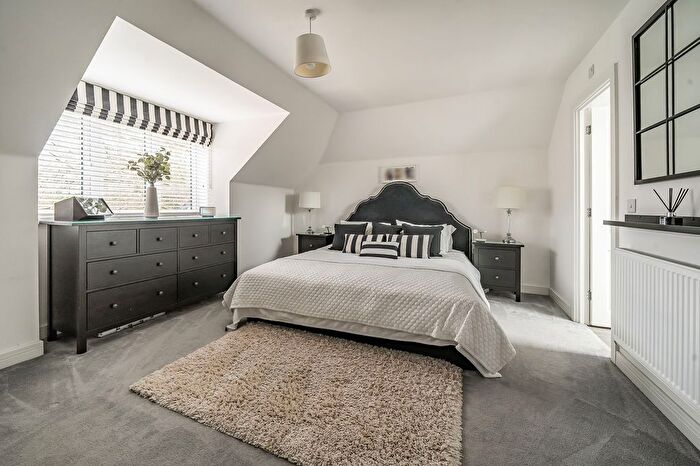 5 Bedroom Detached House For Sale In Vantage Copse, Bursledon, SO31