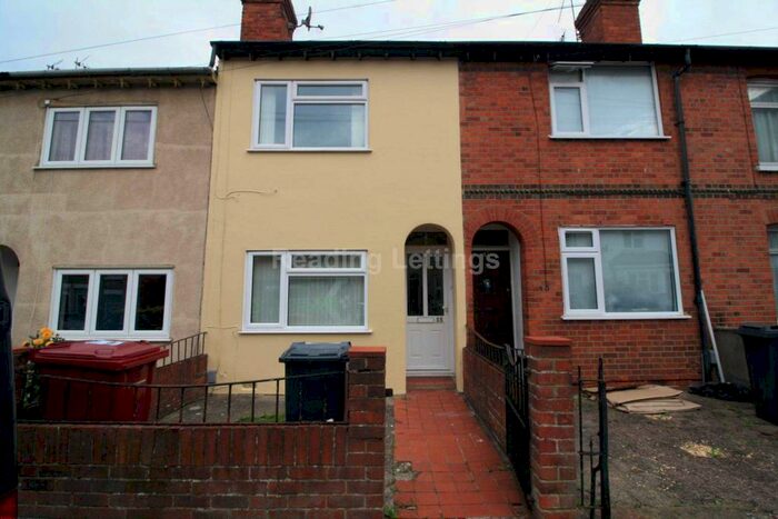 4 Bedroom Terraced House To Rent In Blenheim Gardens, Reading, RG1