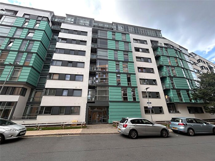 1 Bedroom Flat For Sale In Apartment, Manor Mills, Ingram Street, Leeds, West Yorkshire, LS11
