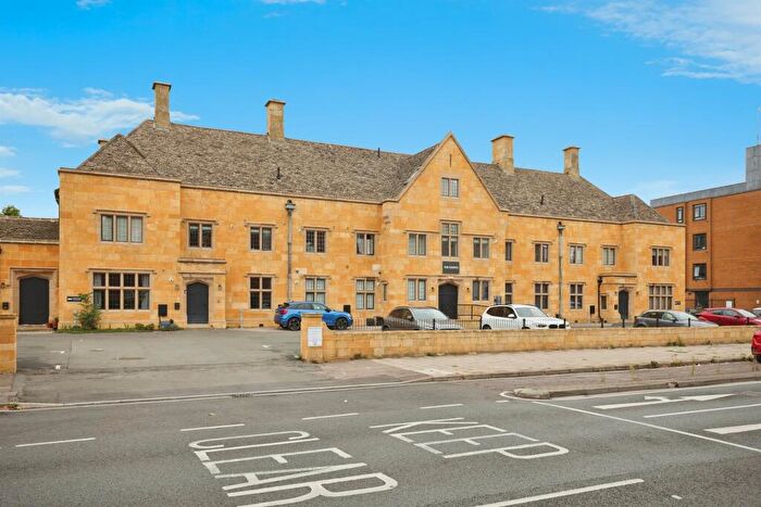 2 Bedroom Apartment For Sale In Warwick Road, Banbury, OX16