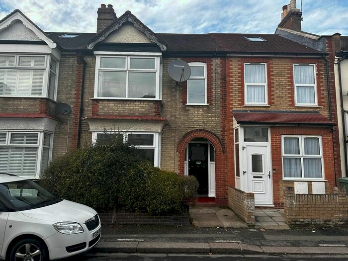 3 Bedroom Terraced House To Rent In Alpha Road, London, E4