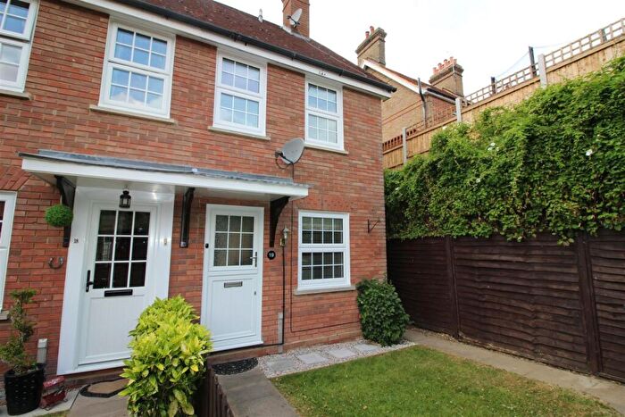 2 Bedroom Semi-Detached House To Rent In Brick Kiln Close, Coggeshall, Colchester, CO6