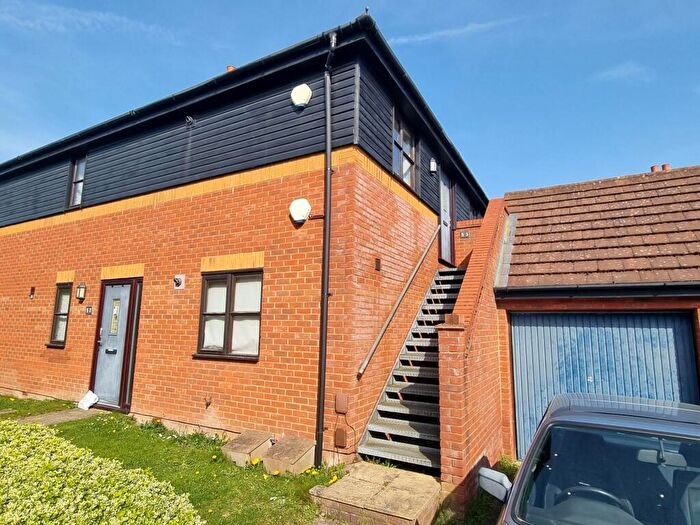 2 Bedroom Flat To Rent In Winstanley Lane, Shenley Lodge, Milton Keynes, MK5