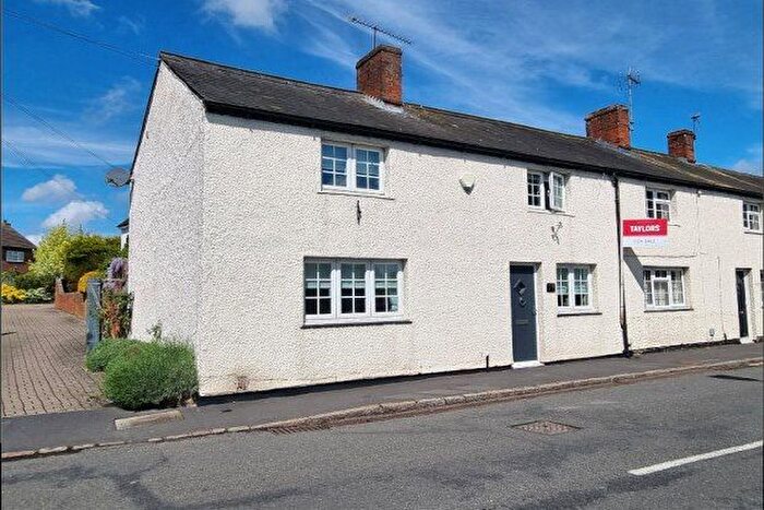 3 Bedroom Cottage To Rent In Arlesey Road, Hitchin, SG5